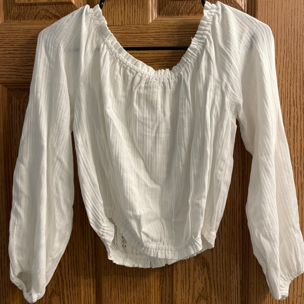 Aeropostale white long sleeve crop top.. - Picture 6 of 7
